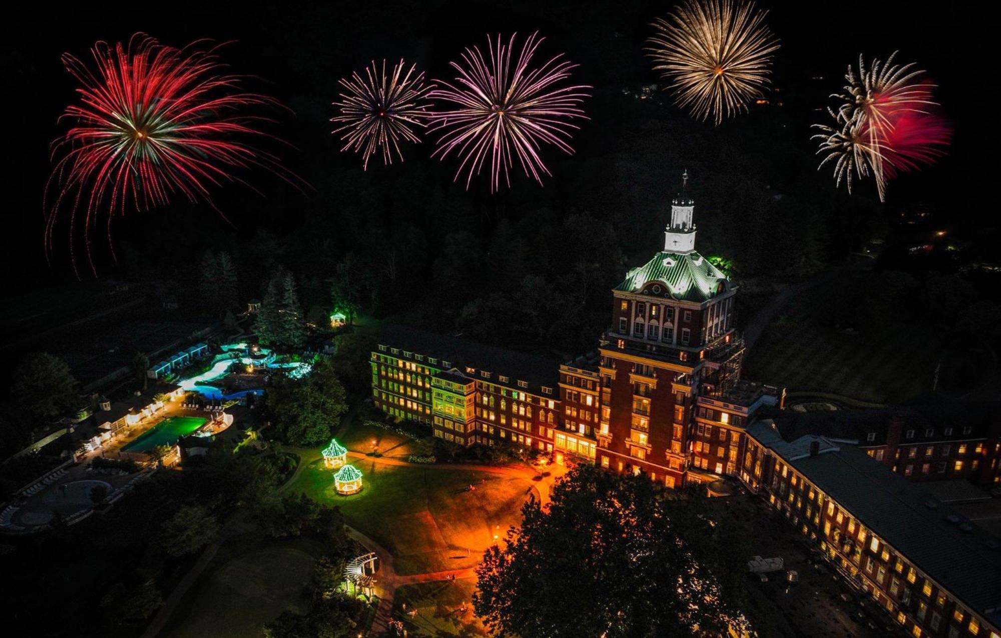 The Omni Homestead Resort & Spa Hot Springs Exterior foto